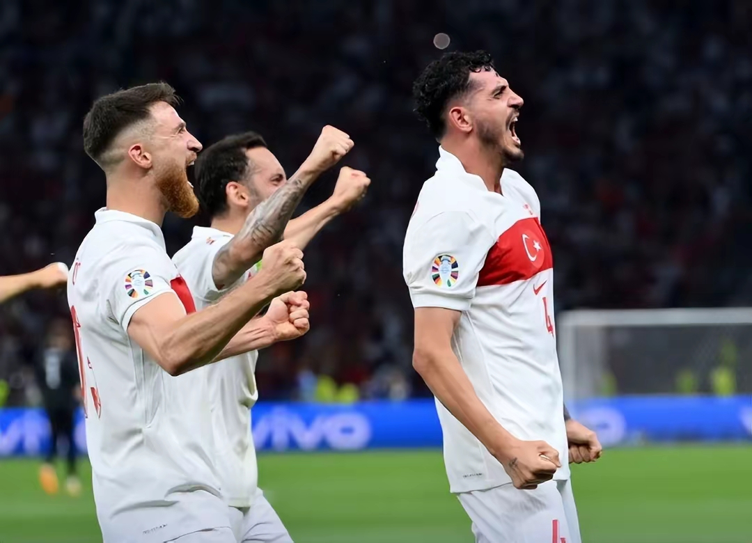 中国官网-关于胜负存亡间激战中场激烈彷徨欧洲比赛场上的信息