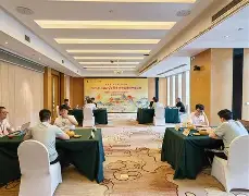 足球斯特拉斯堡对费内巴切直播视频在线看